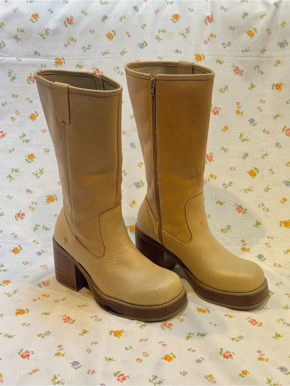 Vintage Frye Dena boot size 10